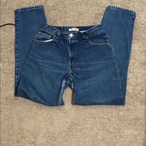 Levi’s 550 Relax Fit Tapered Mom Jeans